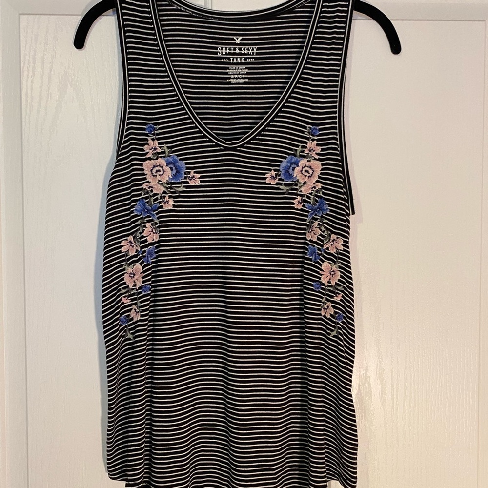 American Eagle embroidered tank
